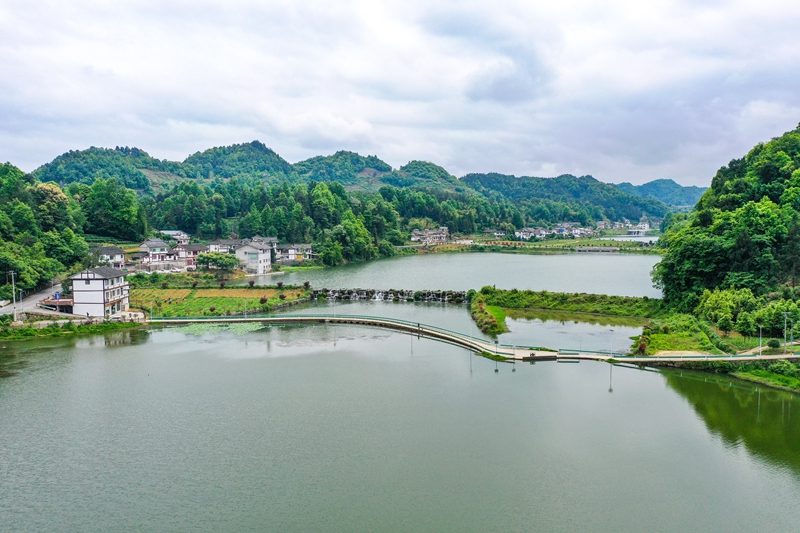 贵州:治理水土流失 守护绿水青山